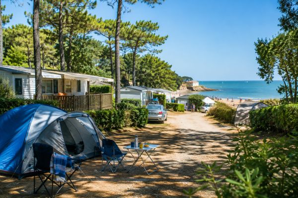 Camping en Charente-Maritime : 250 campings à découvrir !
